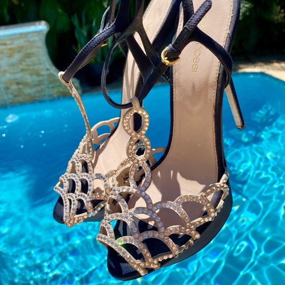 Sergio Rossi Vague Strappy Scalloped Mermaid Shoe. - Picture 10 of 13